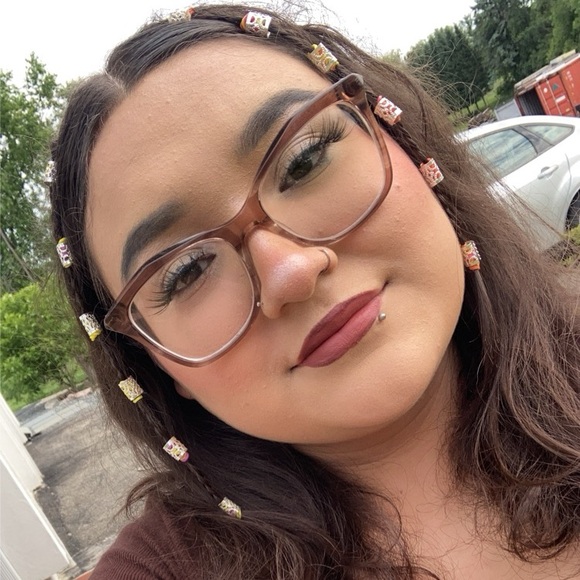 Meet your Posher, Estrella - Picture 1 of 1